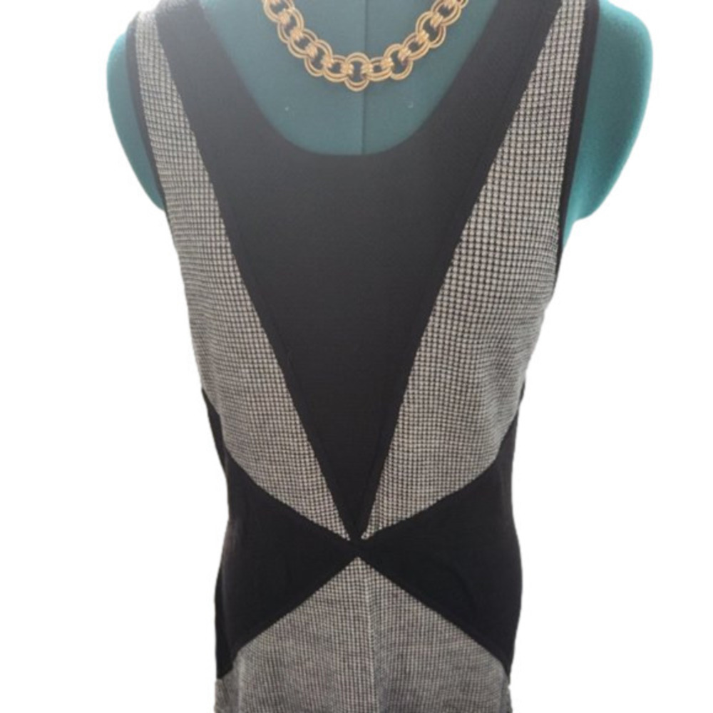 P009. A|X Armani Exchange Black and White Knit Tank Dress | L